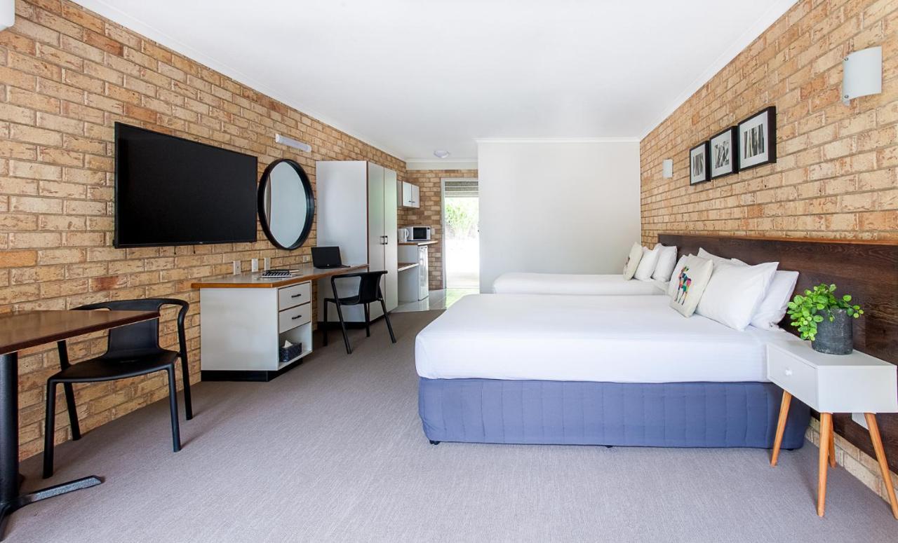 Sunshine Coast Motor Lodge Woombye Экстерьер фото