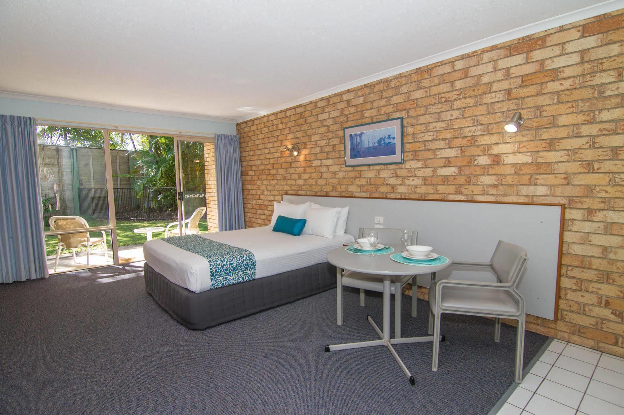 Sunshine Coast Motor Lodge Woombye Экстерьер фото